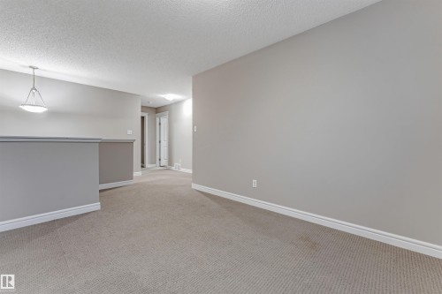 2929 16A Avenue, Edmonton, AB - Indoor Photo Showing Other Room