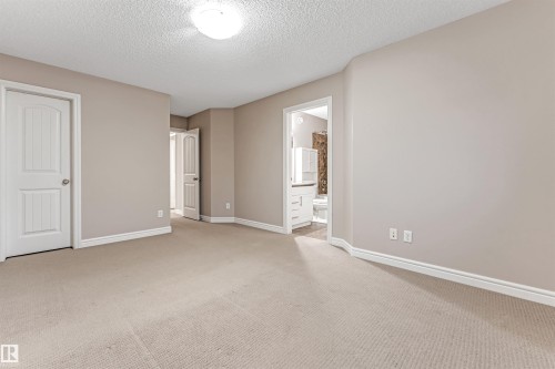 2929 16A Avenue, Edmonton, AB - Indoor Photo Showing Other Room
