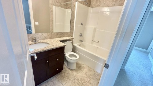 16 2003 Rabbit Hill Road Nw, Edmonton, AB - Indoor Photo Showing Bathroom