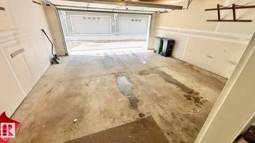 16 2003 Rabbit Hill Road Nw, Edmonton, AB - Indoor Photo Showing Garage