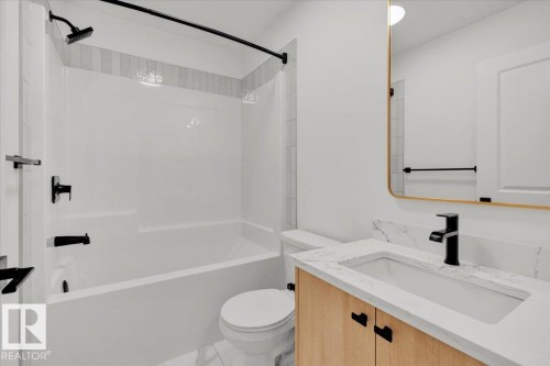 1309 Keswick Drive, Edmonton, AB - Indoor Photo Showing Bathroom