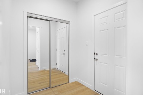 22911 80 Avenue, Edmonton, AB - Indoor Photo Showing Other Room