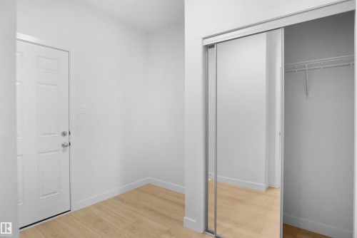 22944 82 Avenue, Edmonton, AB - Indoor Photo Showing Other Room