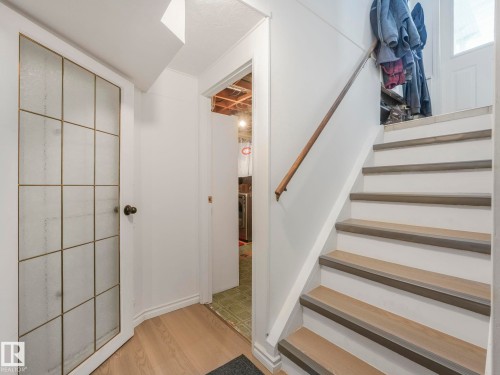 7653 91 Avenue, Edmonton, AB - Indoor Photo Showing Other Room