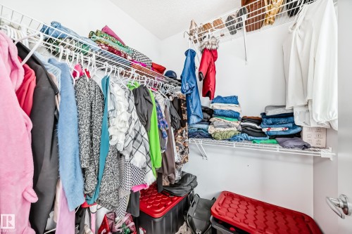 374 Crystallina Nera Drive, Edmonton, AB - Indoor With Storage