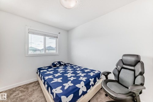 374 Crystallina Nera Drive, Edmonton, AB - Indoor Photo Showing Bedroom