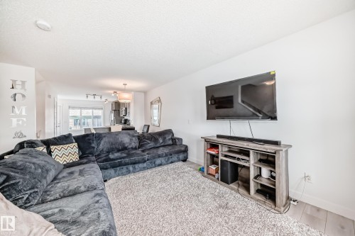 374 Crystallina Nera Drive, Edmonton, AB - Indoor Photo Showing Living Room