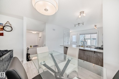 374 Crystallina Nera Drive, Edmonton, AB - Indoor