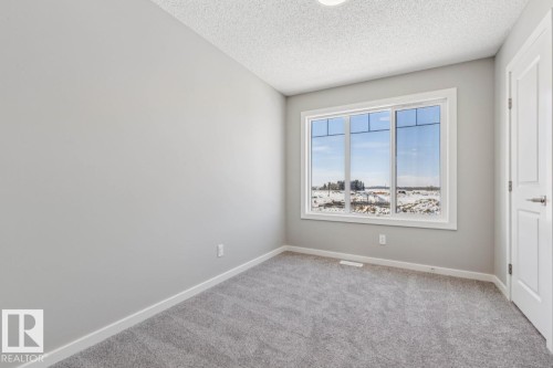306 Hawthorn Way, Leduc, AB - Indoor Photo Showing Other Room