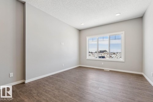 306 Hawthorn Way, Leduc, AB - Indoor Photo Showing Other Room