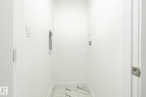 50 7110 Keswick Common, Edmonton, AB - Indoor Photo Showing Other Room