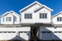 50 7110 KESWICK Common Edmonton, AB T6W 5P7