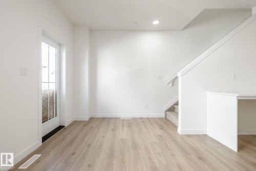 50 7110 Keswick Common, Edmonton, AB - Indoor Photo Showing Other Room
