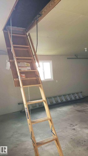 1750 Tomlinson Common, Edmonton, AB - Indoor