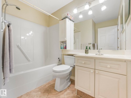 111 9535 176 Street, Edmonton, AB - Indoor Photo Showing Bathroom