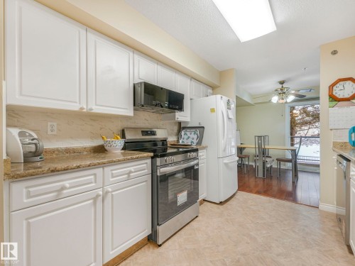 111 9535 176 Street, Edmonton, AB - Indoor Photo Showing Kitchen