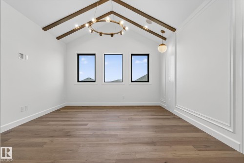 4706 Knight Close, Edmonton, AB - Indoor Photo Showing Other Room