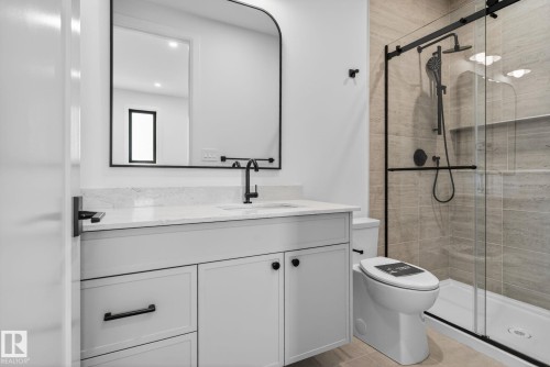4706 Knight Close, Edmonton, AB - Indoor Photo Showing Bathroom