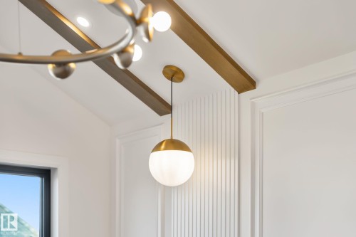 4706 Knight Close, Edmonton, AB - Indoor Photo Showing Other Room