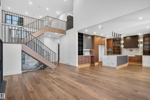 4712 Knight Close, Edmonton, AB - Indoor Photo Showing Kitchen