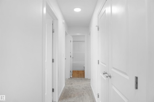 53 525 Secord Boulevard, Edmonton, AB - Indoor Photo Showing Other Room