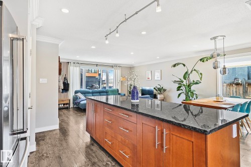 7720 158 Street, Edmonton, AB - Indoor Photo Showing Kitchen