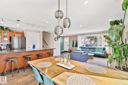 7720 158 Street, Edmonton, AB - Indoor