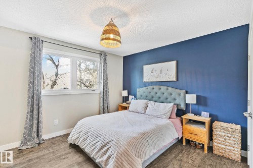 7720 158 Street, Edmonton, AB - Indoor Photo Showing Bedroom