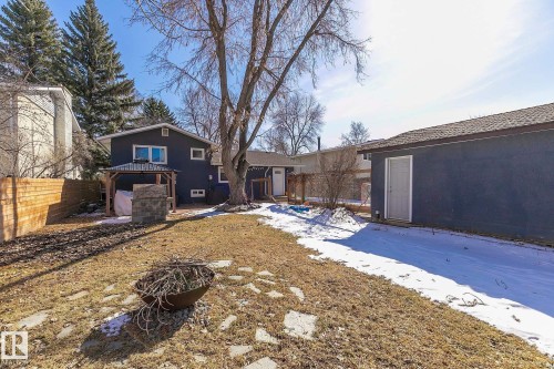 7720 158 Street, Edmonton, AB - Outdoor