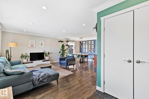 7720 158 Street, Edmonton, AB - Indoor Photo Showing Living Room