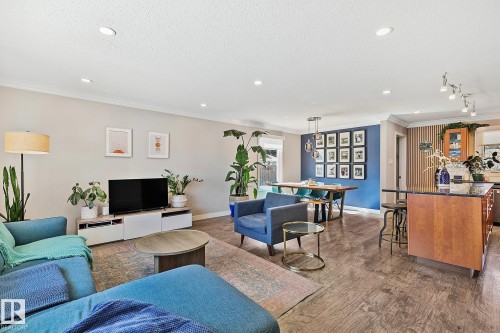 7720 158 Street, Edmonton, AB - Indoor Photo Showing Living Room