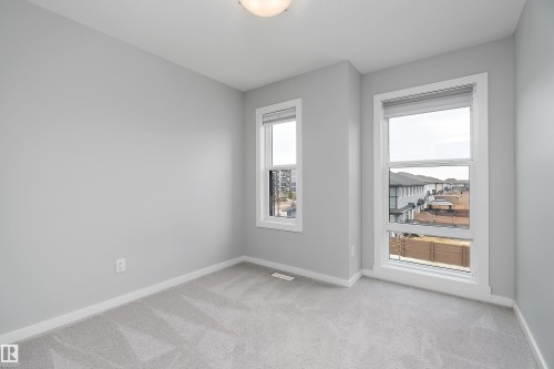 1758 Keene Crescent, Edmonton, AB - Indoor Photo Showing Other Room