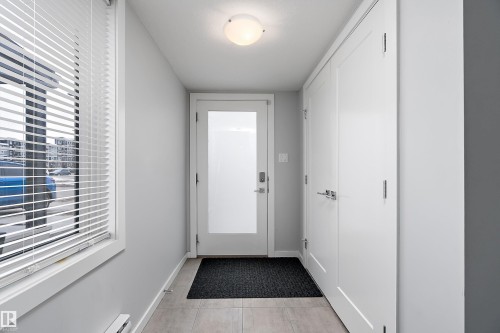 1758 Keene Crescent, Edmonton, AB - Indoor Photo Showing Other Room