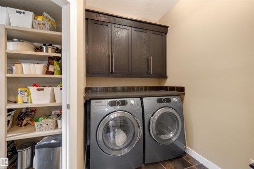 6011 Maynard Way, Edmonton, AB - Indoor Photo Showing Laundry Room