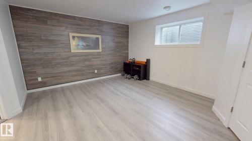 3885 Gallinger Loop, Edmonton, AB - Indoor Photo Showing Other Room
