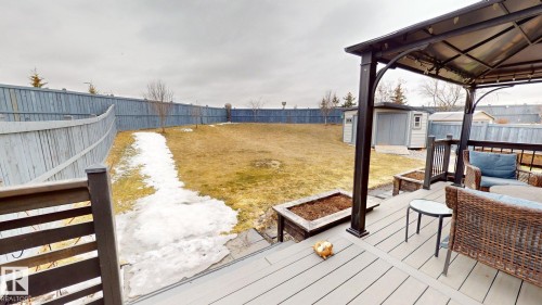 3885 Gallinger Loop, Edmonton, AB - Outdoor