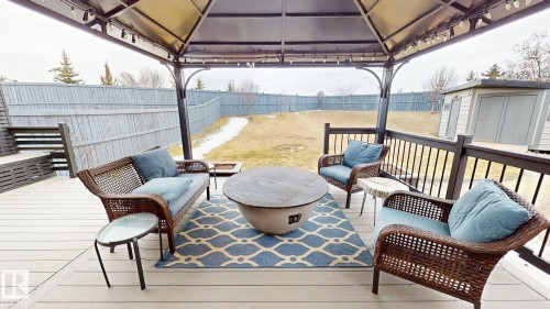 3885 Gallinger Loop, Edmonton, AB - Outdoor With Exterior