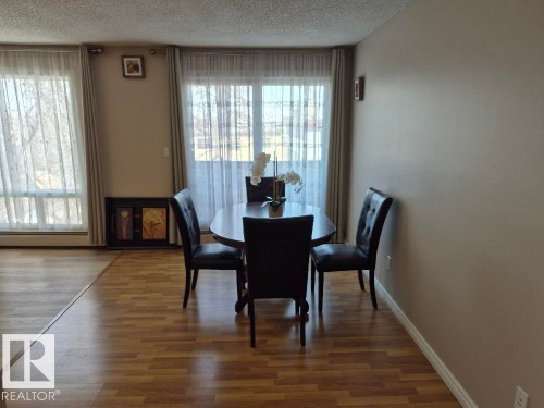 402 9323 105 Ave, Edmonton, AB - Indoor