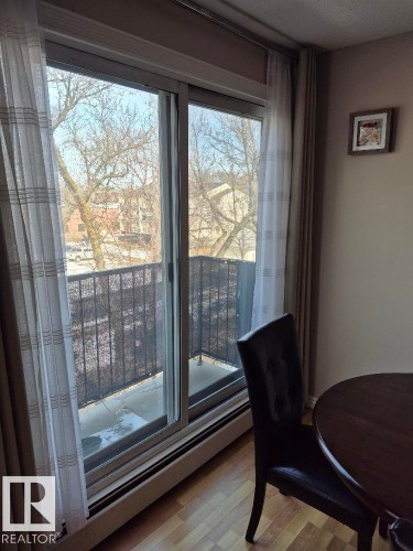 402 9323 105 Ave, Edmonton, AB - Indoor Photo Showing Other Room