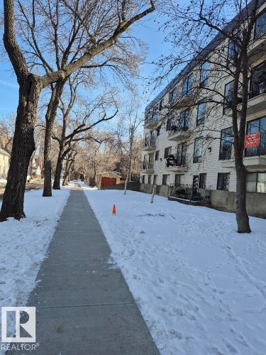 402 9323 105 Ave, Edmonton, AB - Outdoor