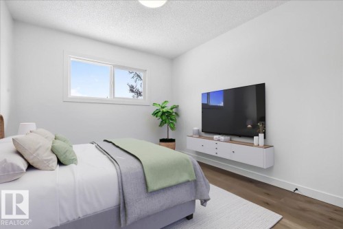 13212 121 Street, Edmonton, AB - Indoor Photo Showing Bedroom