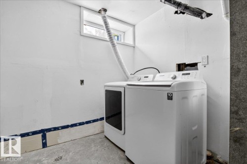 13212 121 Street, Edmonton, AB - Indoor Photo Showing Laundry Room