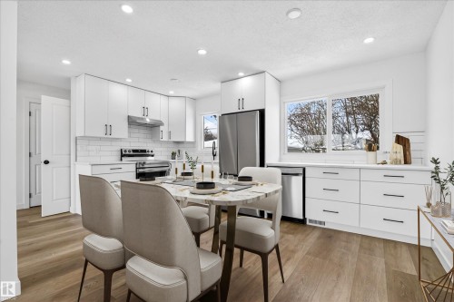 13212 121 Street, Edmonton, AB - Indoor