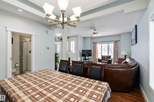 598 Tamarack Road, Edmonton, AB - Indoor Photo Showing Bedroom