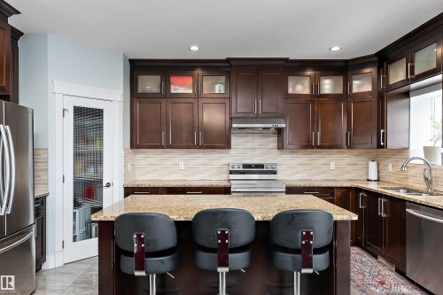 598 Tamarack Road, Edmonton, AB - Indoor Photo Showing Kitchen With Upgraded Kitchen