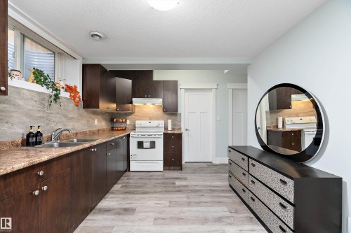598 Tamarack Road, Edmonton, AB - Indoor Photo Showing Kitchen With Double Sink