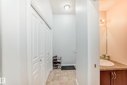 6003 48 Avenue, Beaumont, AB - Indoor