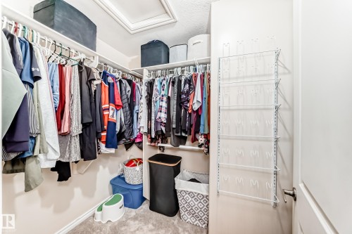 6003 48 Avenue, Beaumont, AB - Indoor With Storage