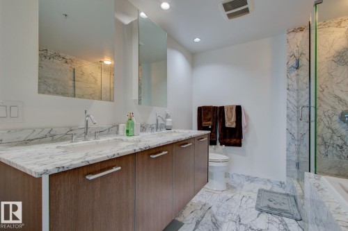 313 2510 109 Street, Edmonton, AB - Indoor Photo Showing Bathroom