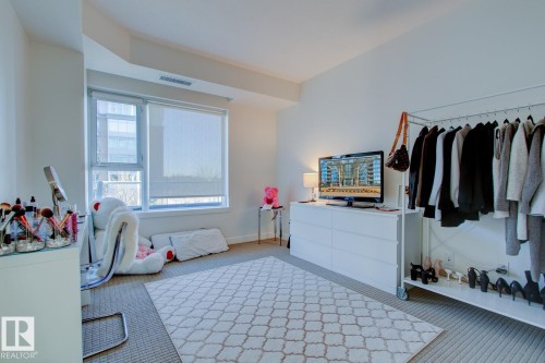 313 2510 109 Street, Edmonton, AB - Indoor